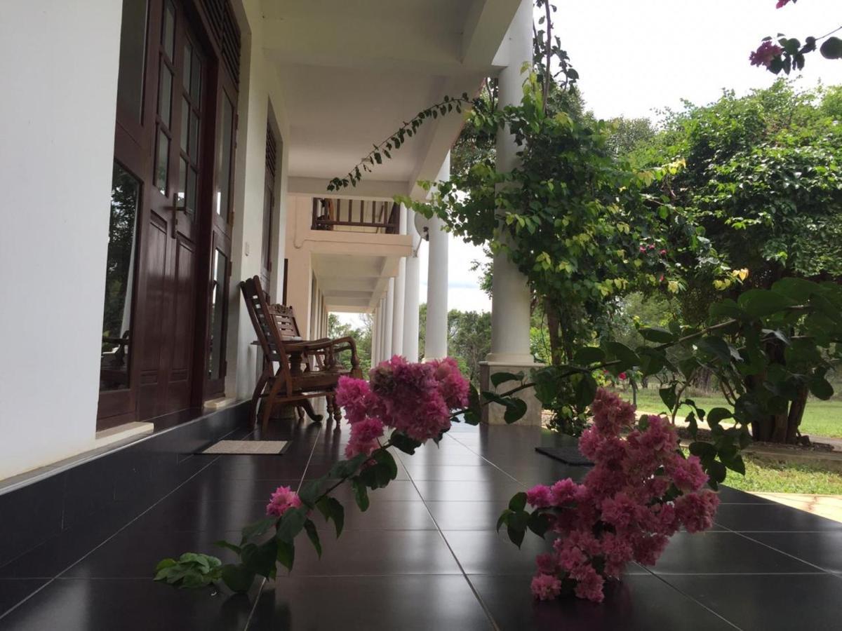 Goddess Garden Sigiriya Hotel Luaran gambar