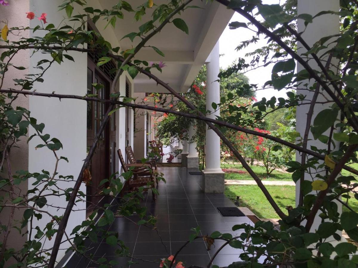 Goddess Garden Sigiriya Hotel Luaran gambar