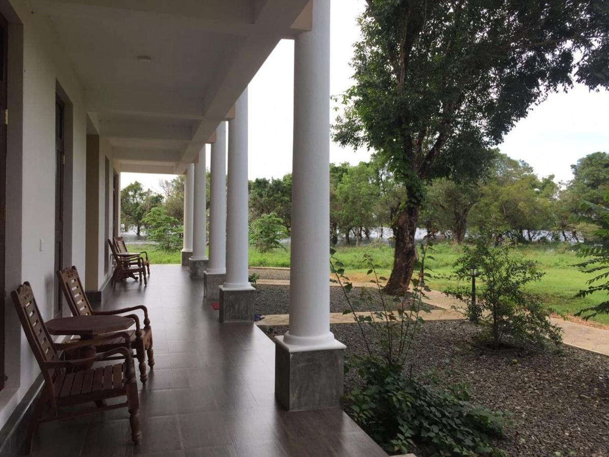 Goddess Garden Sigiriya Hotel Luaran gambar